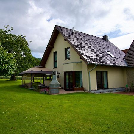 Ferienhaus Plattenberg Бад Ойнхаузен Екстериор снимка