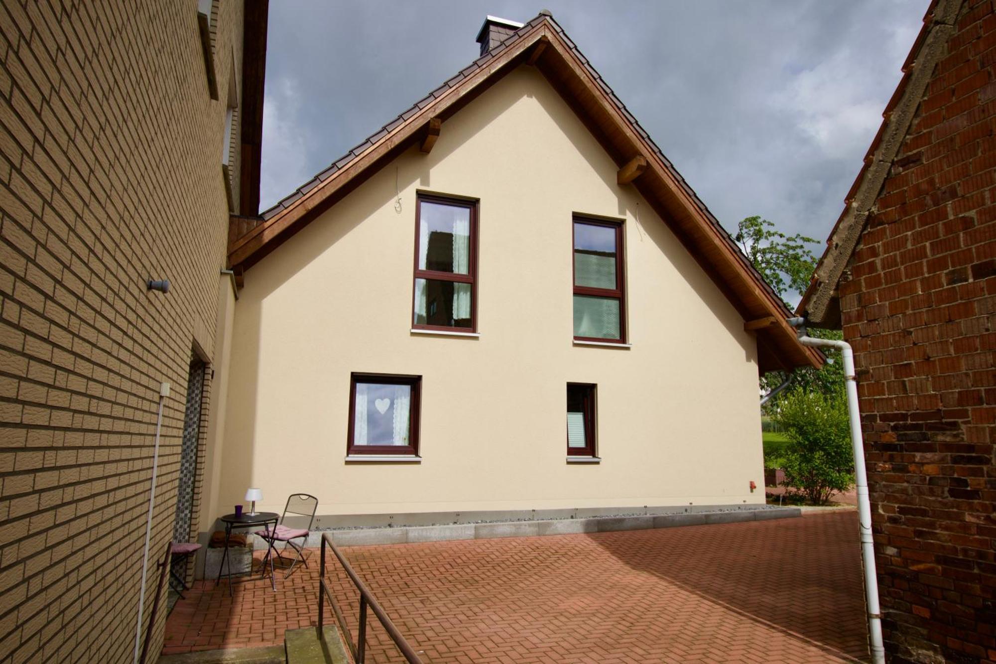 Ferienhaus Plattenberg Бад Ойнхаузен Екстериор снимка